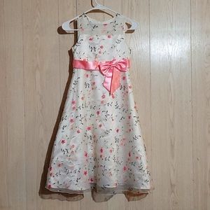 Bonnie Jean, dress Ivory with flower and pink sash, size 8